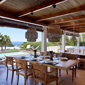 Villa Mares, Cala Tarida (Ibiza)